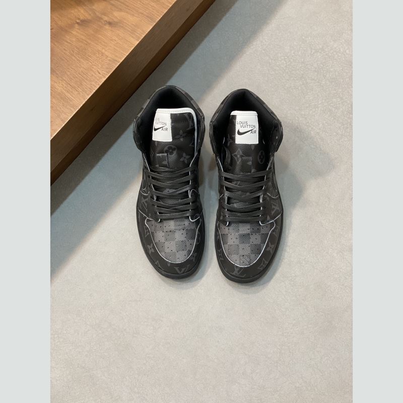 l**is V*t*n sneakers